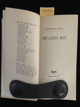 Item #013410 HID LJOSA MAN. Halldor Kiljan Laxness